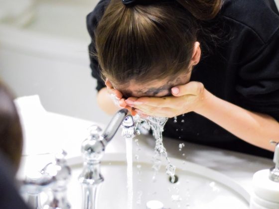 The Dos and Don’ts of Washing Your Face