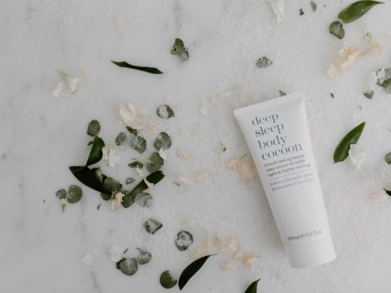 Oil or Cream – What’s the Difference? | Face Oil Vs Cream